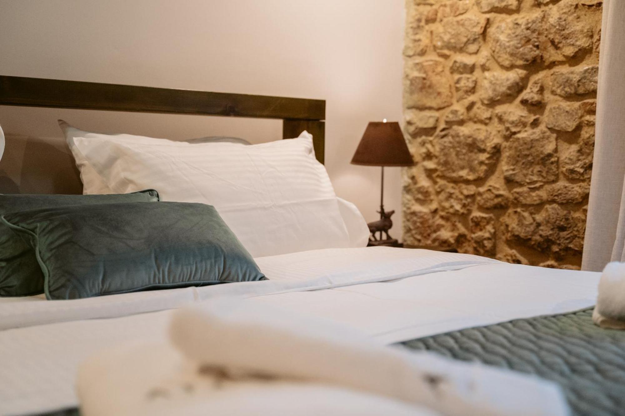 Afanos Guesthouse Arachova Luaran gambar