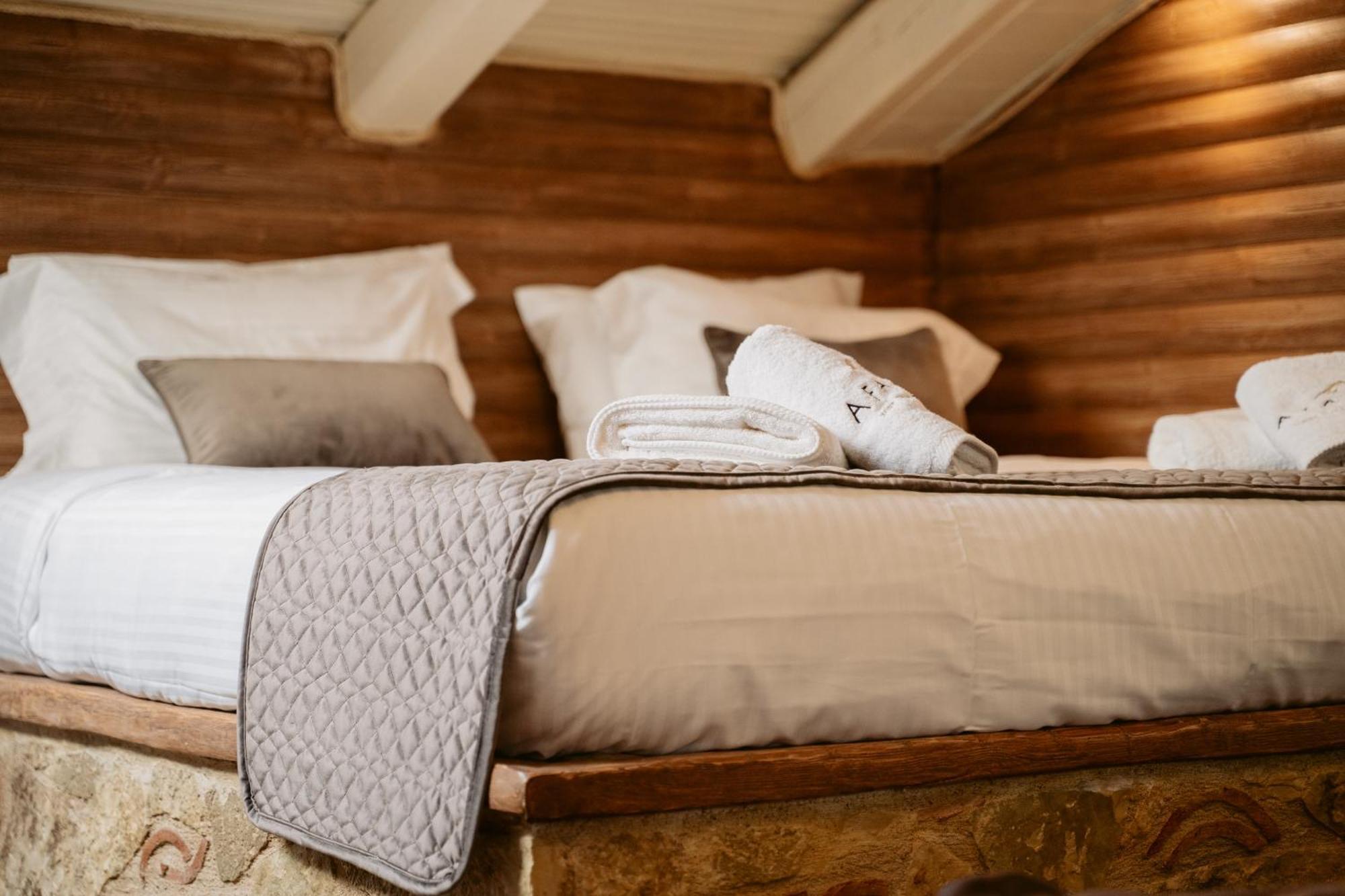 Afanos Guesthouse Arachova Bilik gambar