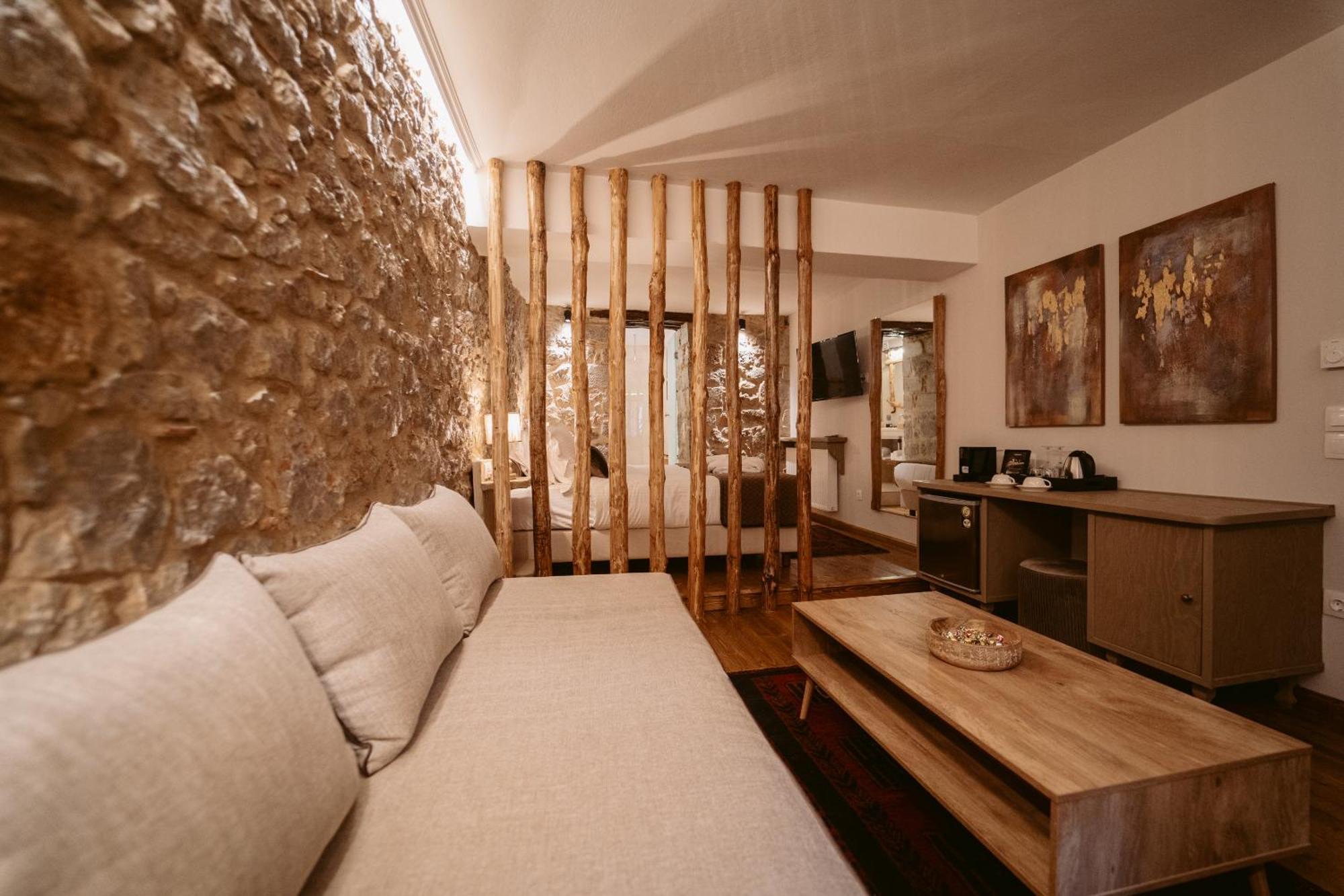 Afanos Guesthouse Arachova Bilik gambar