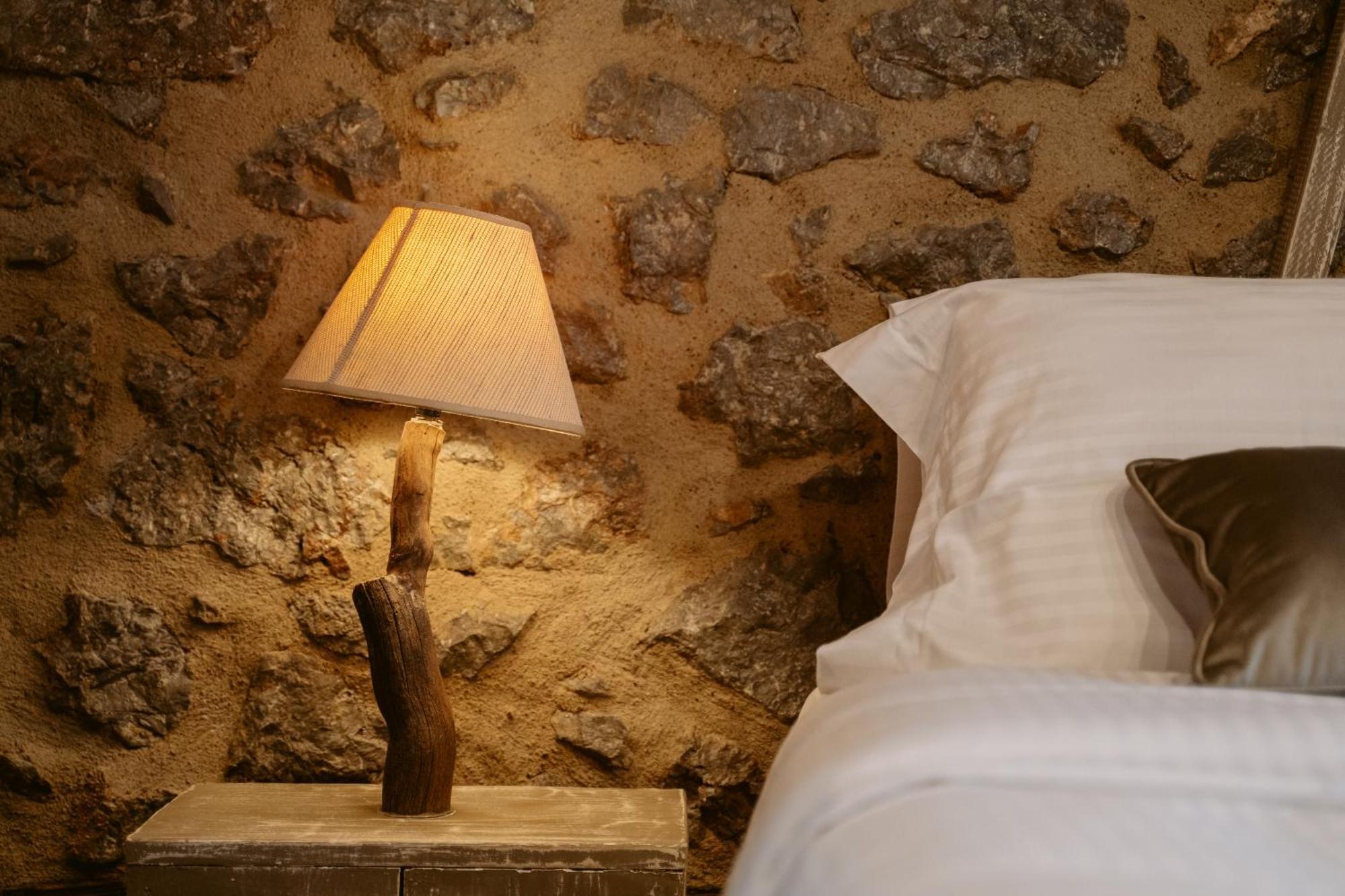 Afanos Guesthouse Arachova Bilik gambar