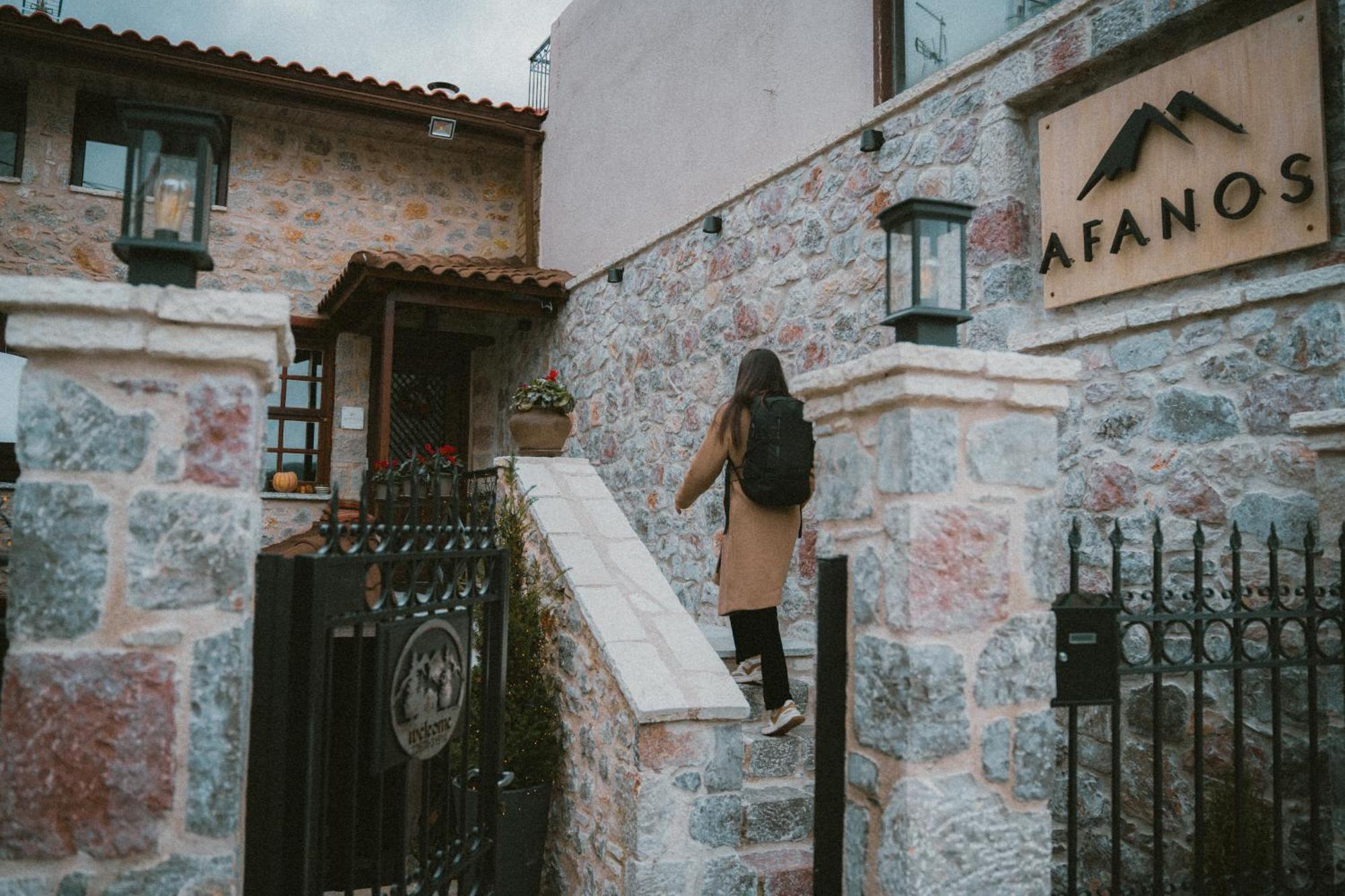 Afanos Guesthouse Arachova Luaran gambar