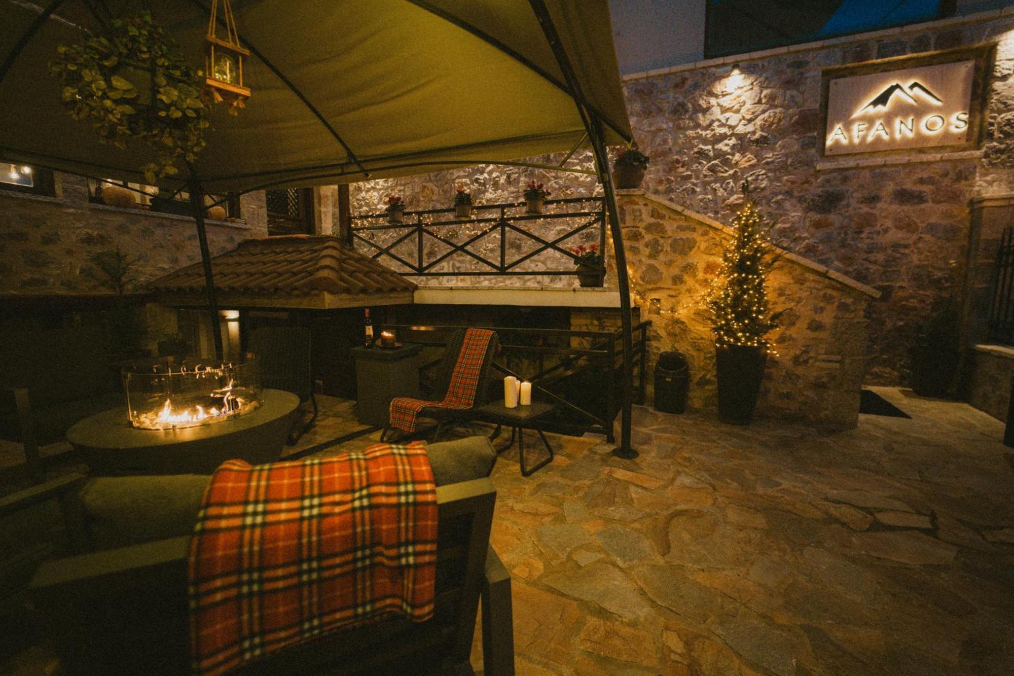 Afanos Guesthouse Arachova Luaran gambar